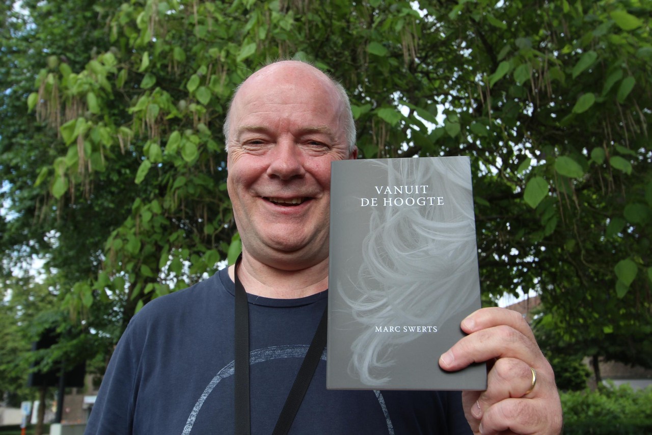 Marc Swerts (58) lanceert met Vanuit de hoogte al vijfde satirische campusroman